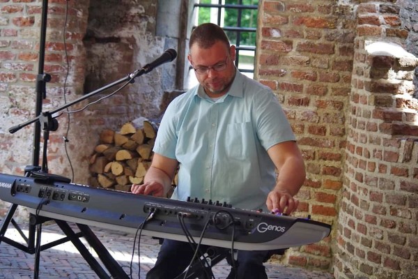 © Concert Patrick Holleeder bij Kasteel Duurstede, 1 juni 2020 © Concert Patrick Holleeder bij Kasteel Duurstede, 1 juni 2020