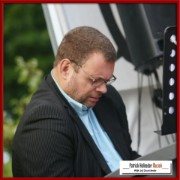 PATRICK HOLLEEDER *SOLO* PATRICK HOLLEEDER *SOLO*