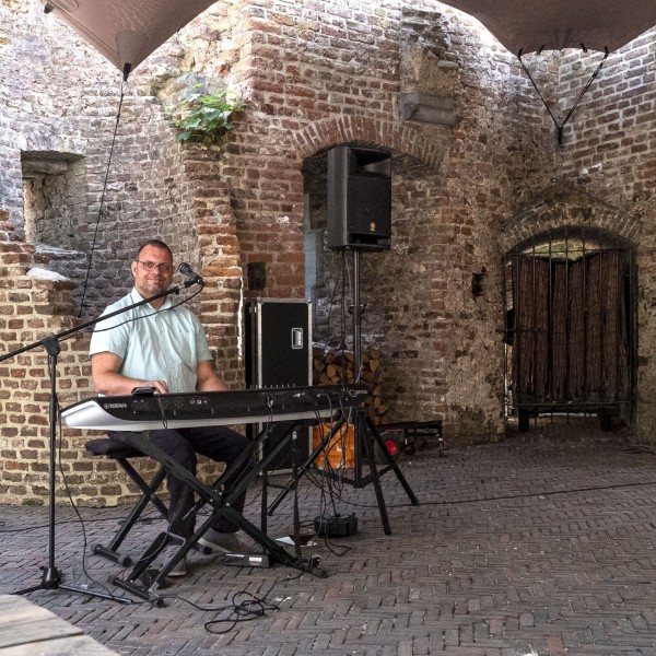 © Concert Patrick Holleeder bij Kasteel Duurstede, 1 juni 2020