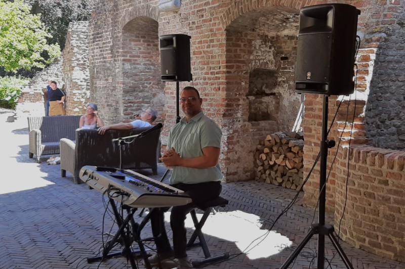 © Concert Patrick Holleeder bij Kasteel Duurstede, 1 juni 2020 © Concert Patrick Holleeder bij Kasteel Duurstede, 1 juni 2020